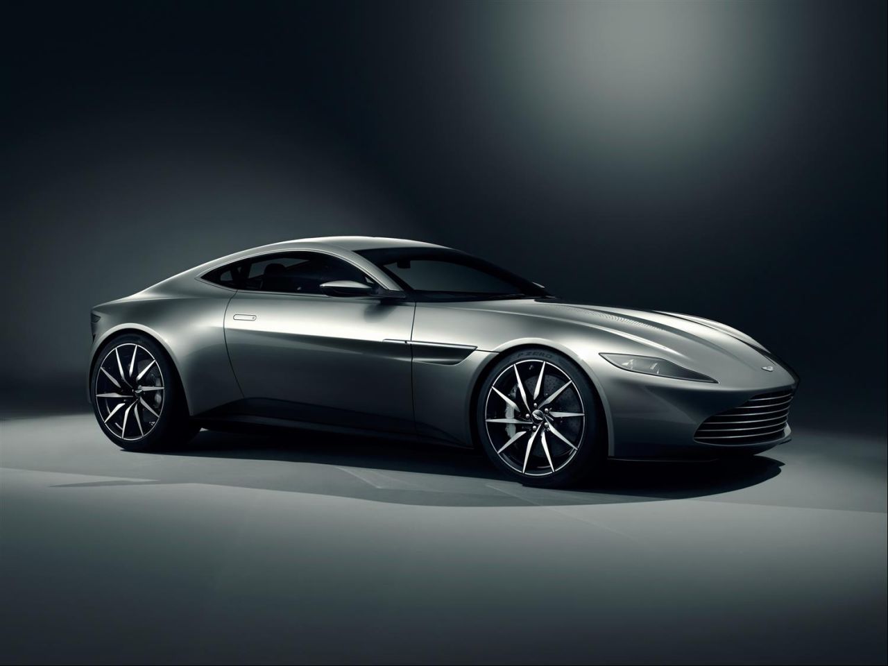 James Bond Aston Martin DB10