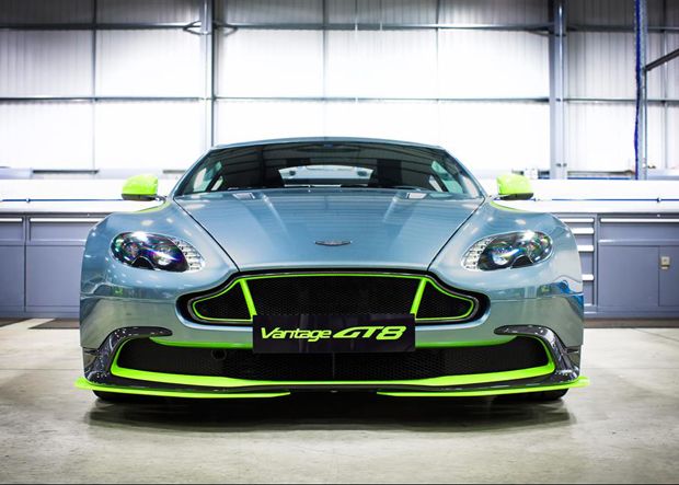 Aston Martin Vantage GT8