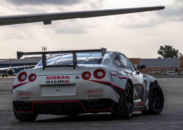 Nissan GT-R Nismo Heck