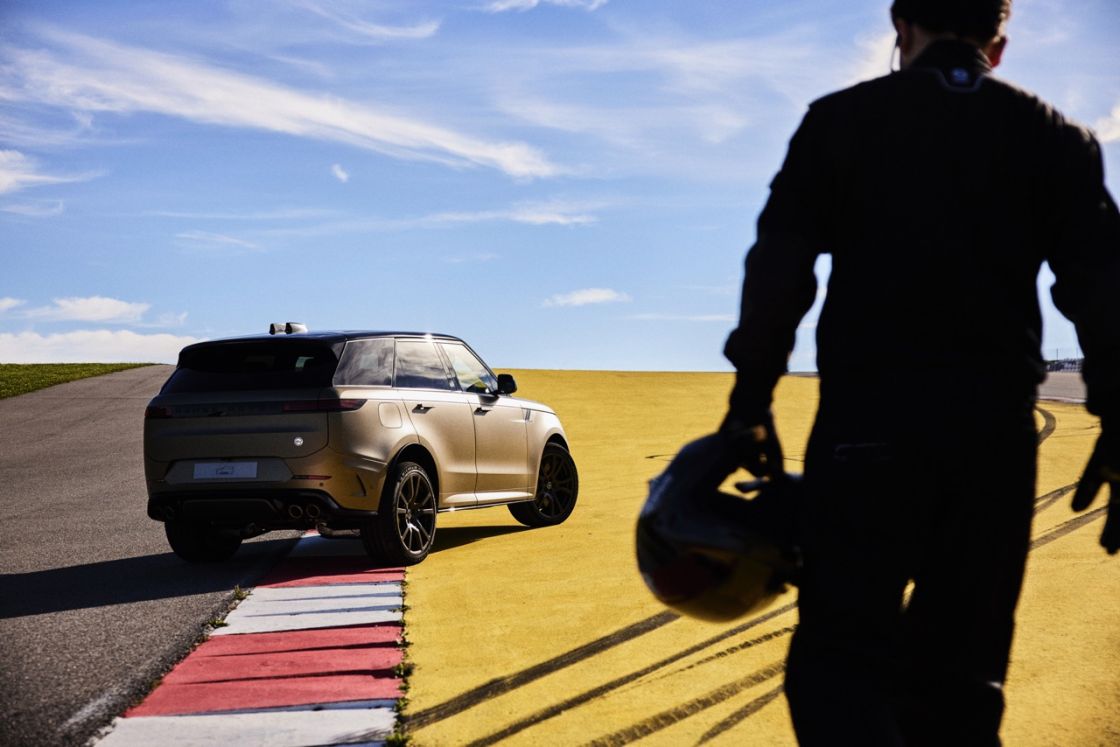 Range Rover Sport SV