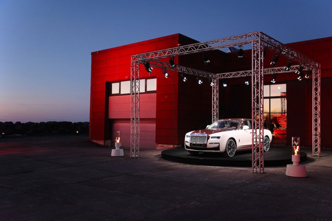 Rolls-Royce Ghost Amber Roads