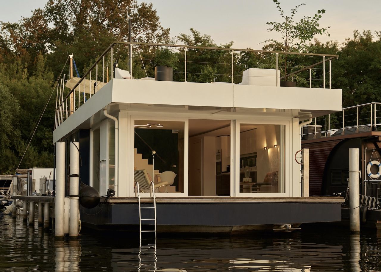 Occhio Hausboot