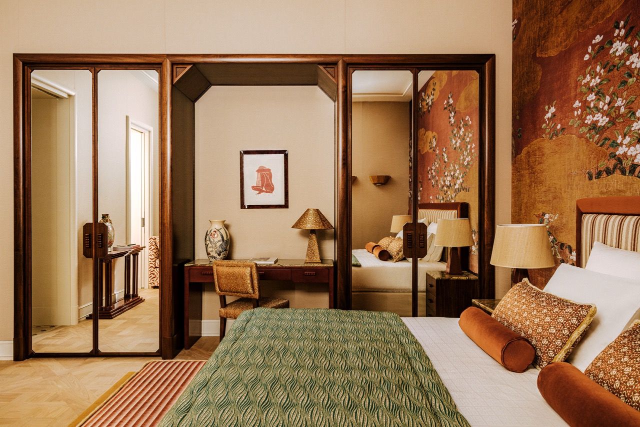 Saint James Paris Hotel