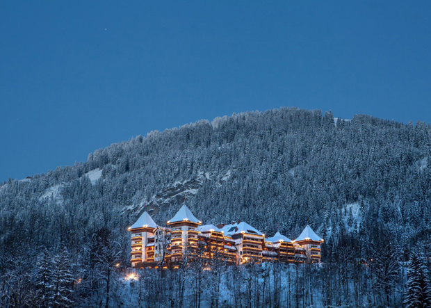 Alpina Gstaad am Abend