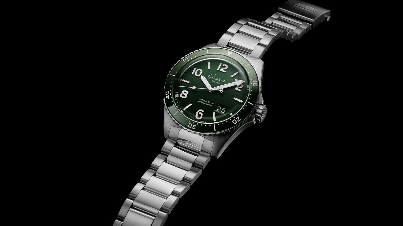 Glashütte Original SeaQ Panoramadatum Schilfgrün, Ref. 1-36-13-07-83-70