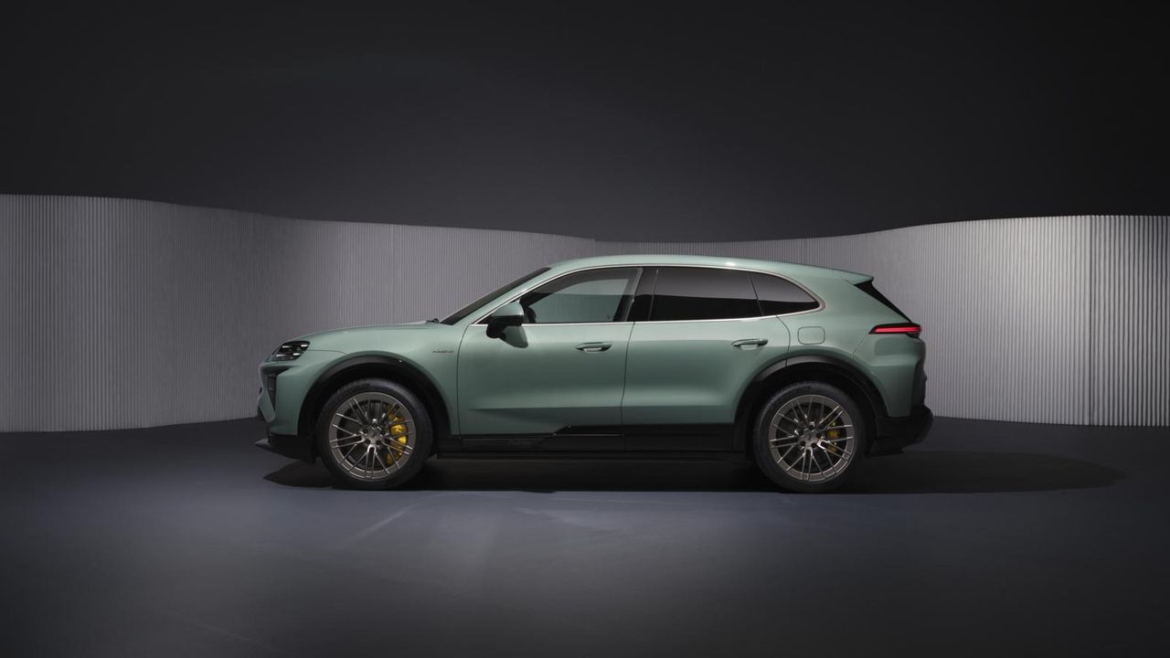 Porsche Cayenne Electric