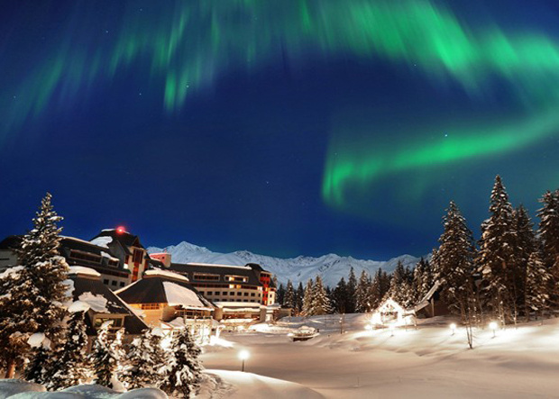 Nordlichter vorm Chugach Powder Guides