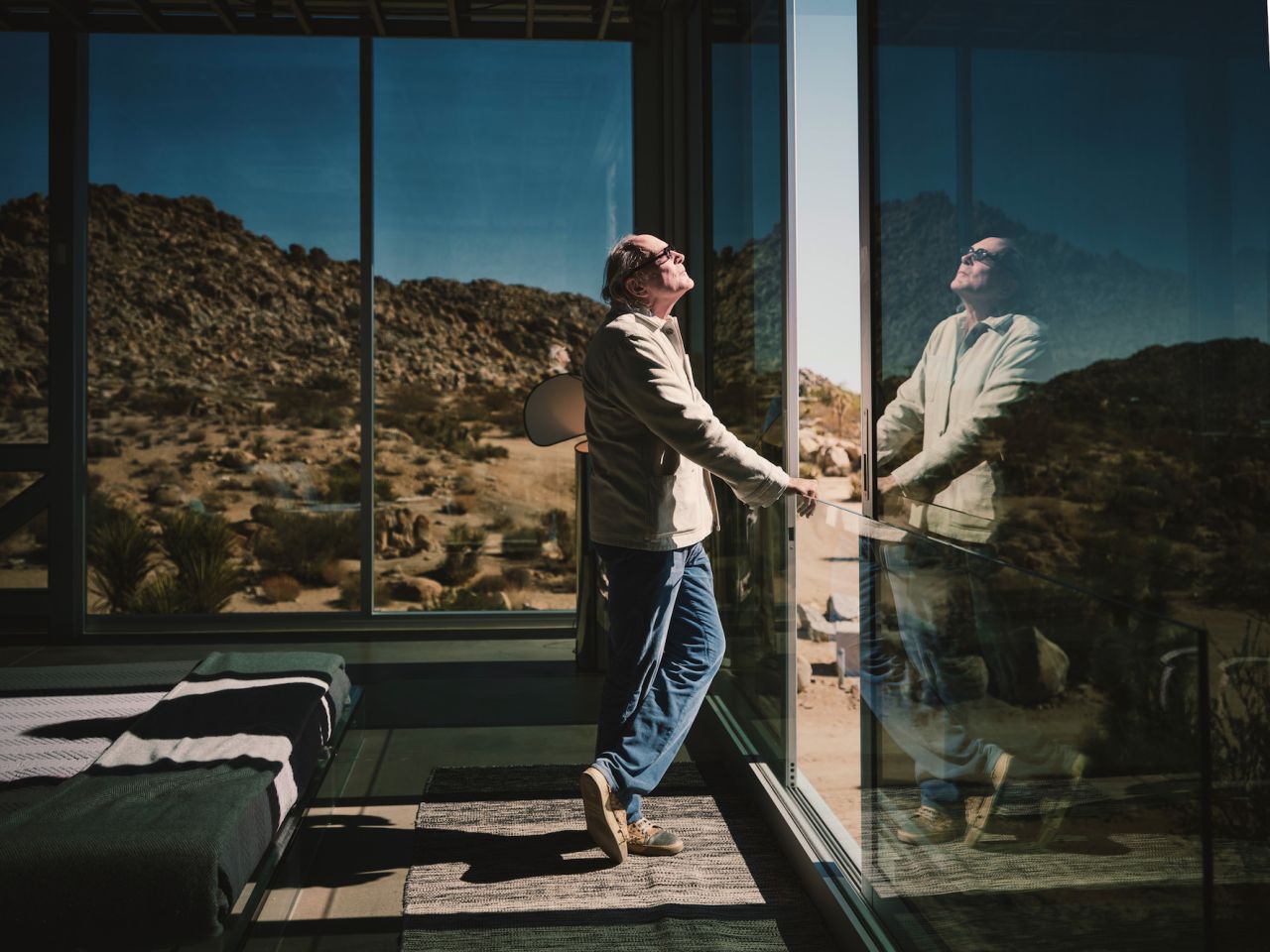 Chris Hanley im Invisible House