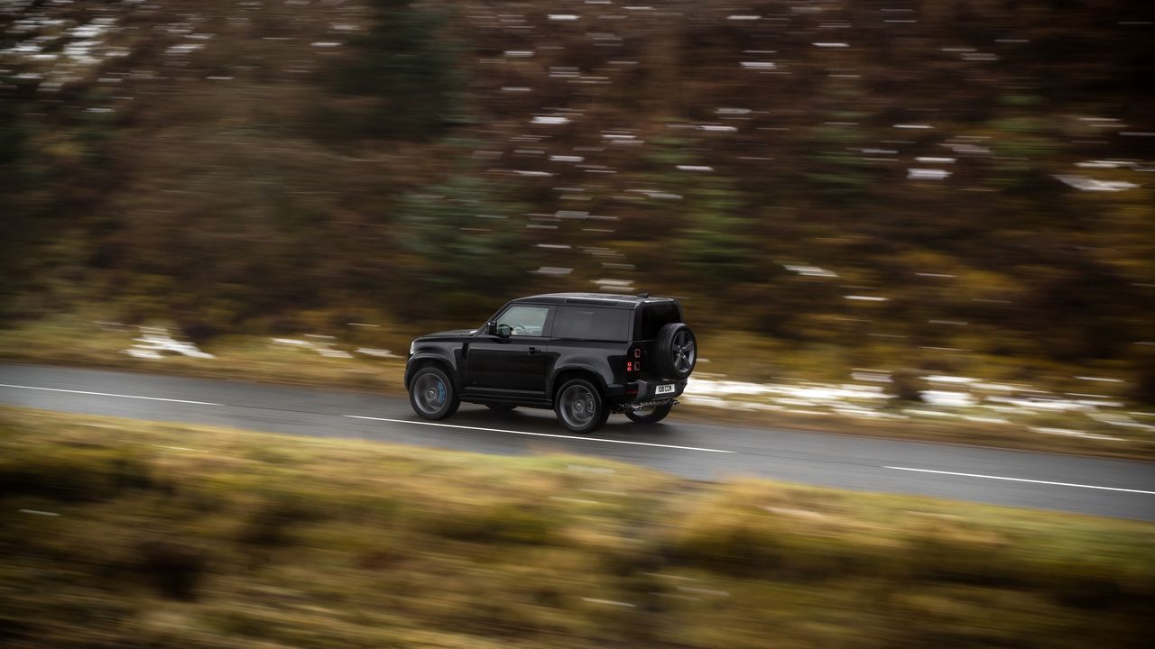Land Rover Defender 90 V8