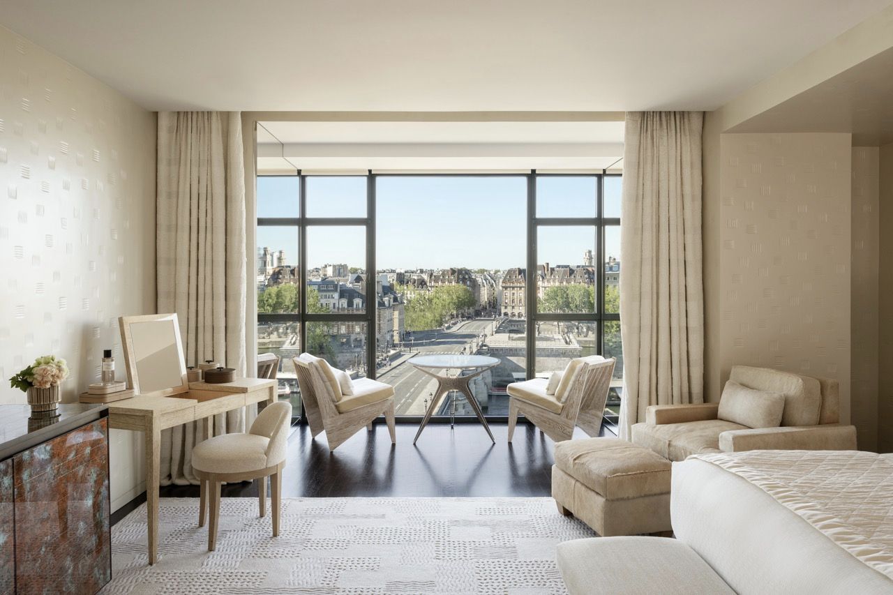 Cheval Blanc Paris Hotel