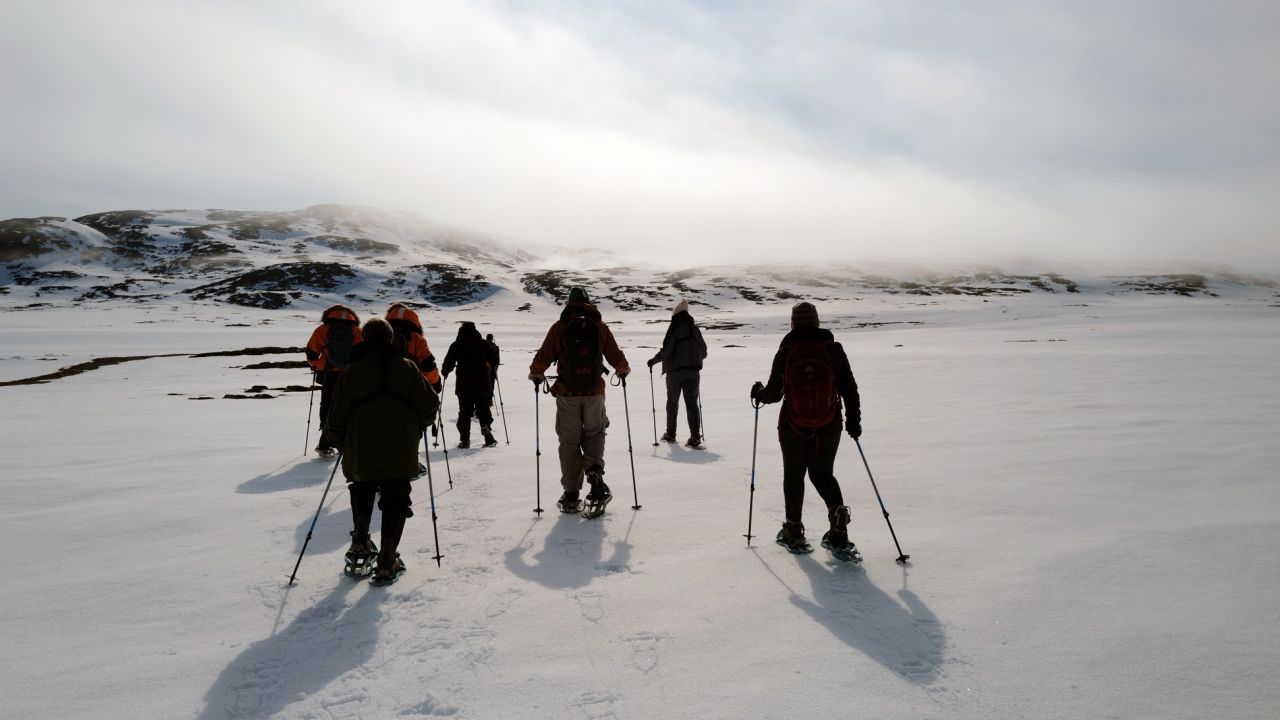 Schneeschuhwandern in der Arktis