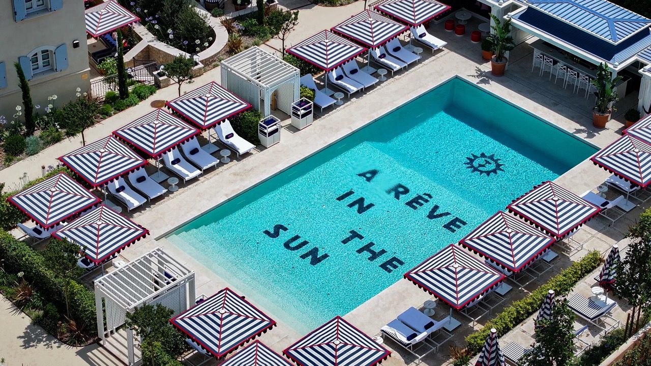 Arev Hotel Saint Tropez Pool