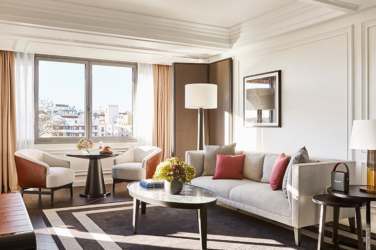 Dezente Eleganz prägt die Zimmer im Rosewood Villa Magna