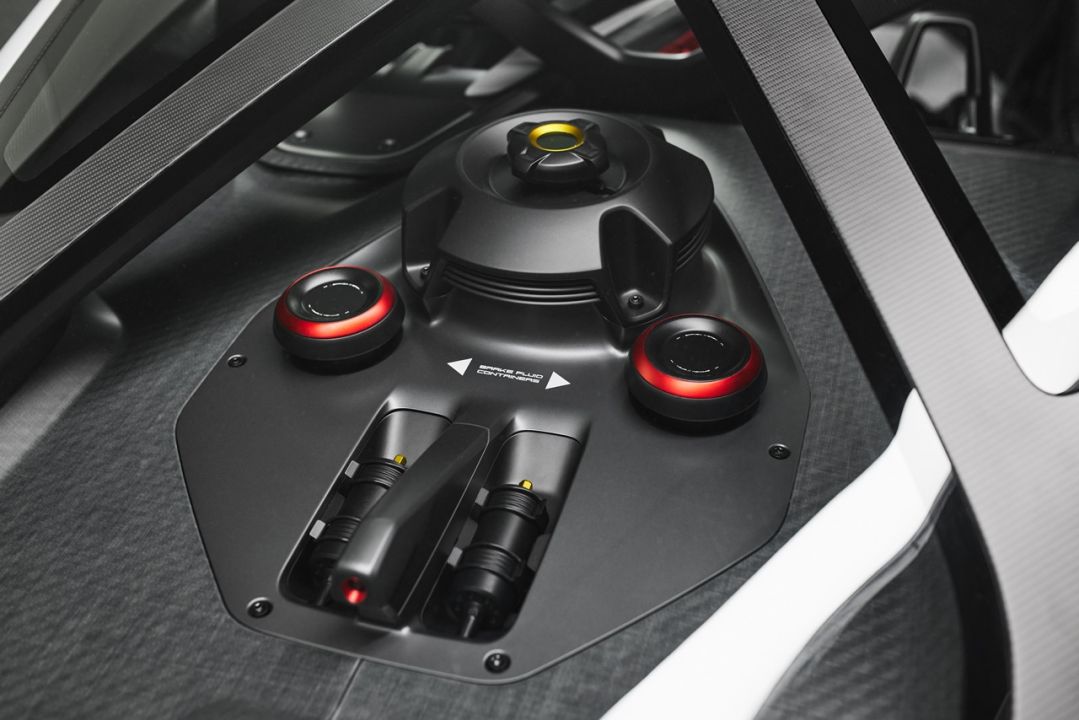 Porsche Mission-R – Details