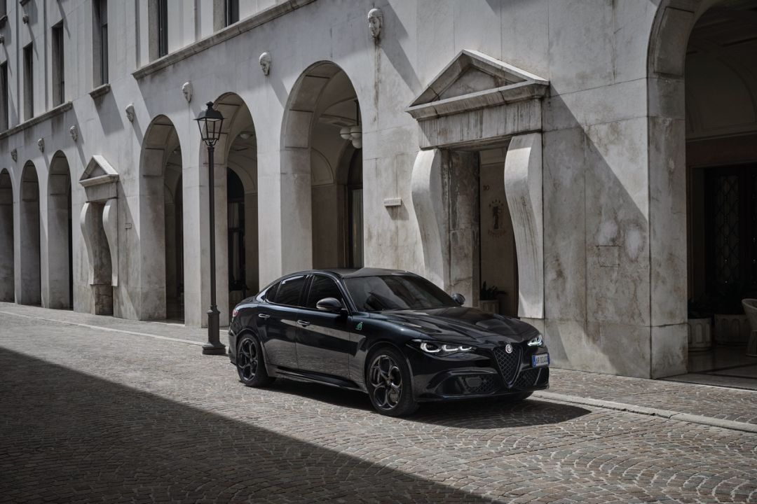 Alfa Romeo lanciert Sondermodelle zur Mille Miglia | Robb Report