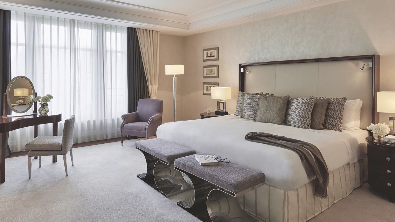 3_BreidenbacherHof_Breidenbacher Hof_Executive Suite_Mark Seelen Large