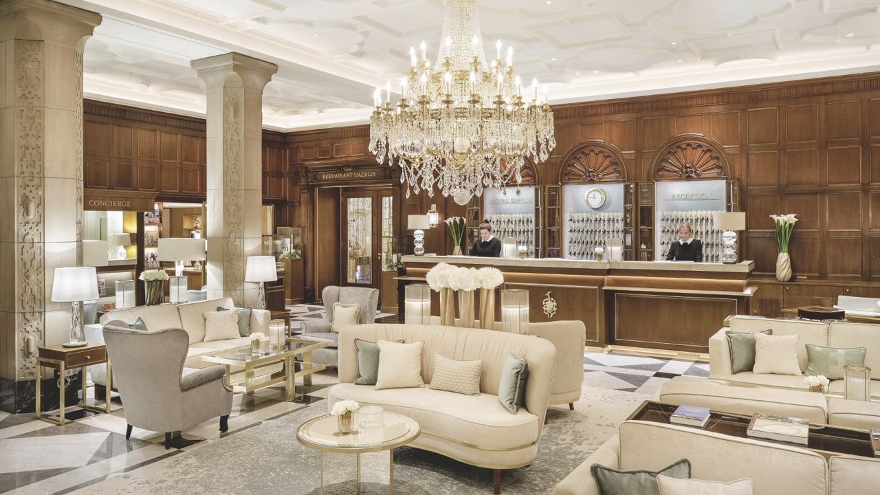 1_HotelVierJahreszeitenHamburg_HVJ_Lobby@G. Leifhelm036-2 Large