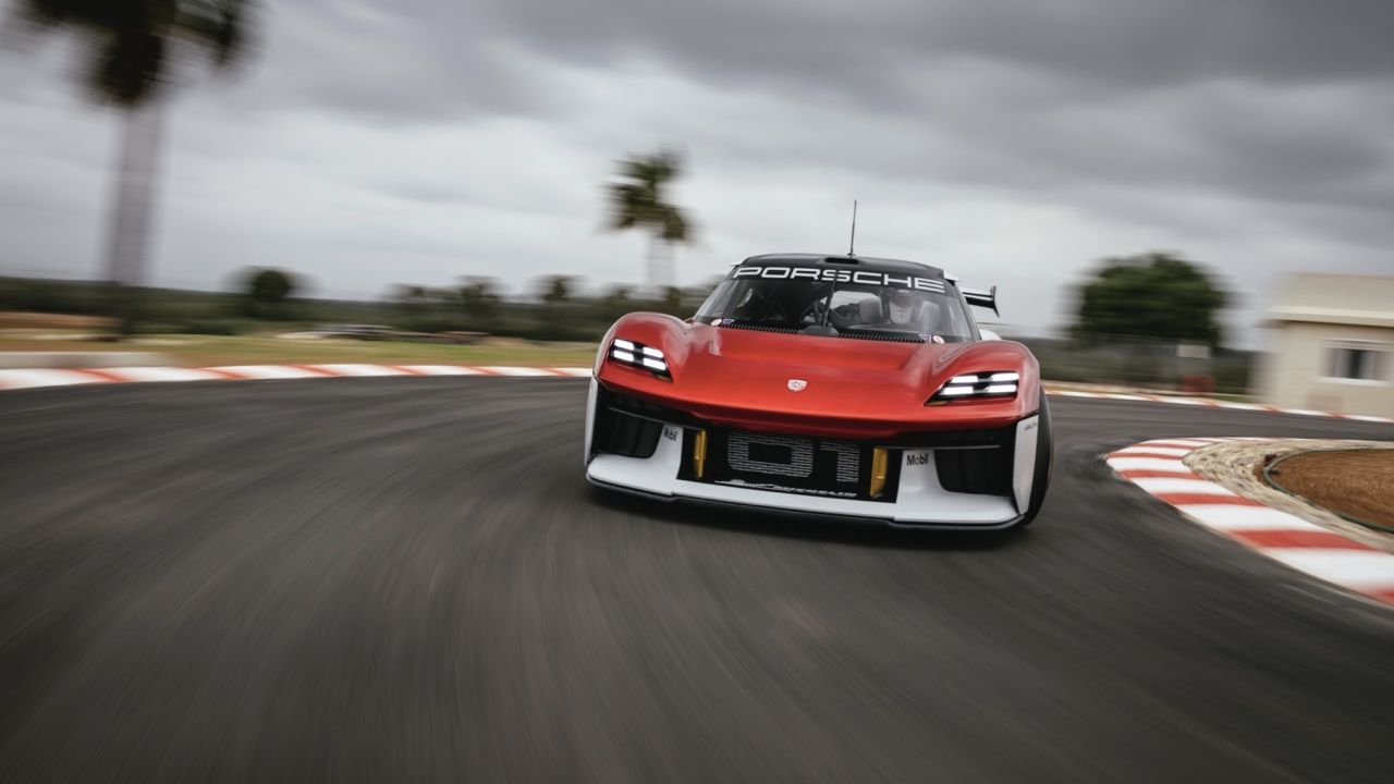 Porsche Mission-R