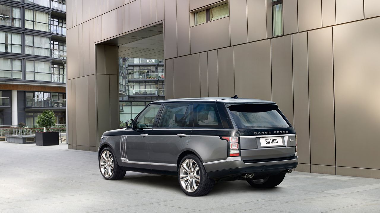 Land-Rover-Range-Rover-SV-Autobiography