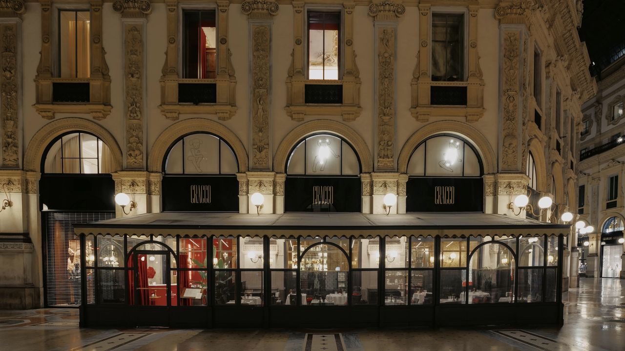 Omega Caf&eacute; by Cracco