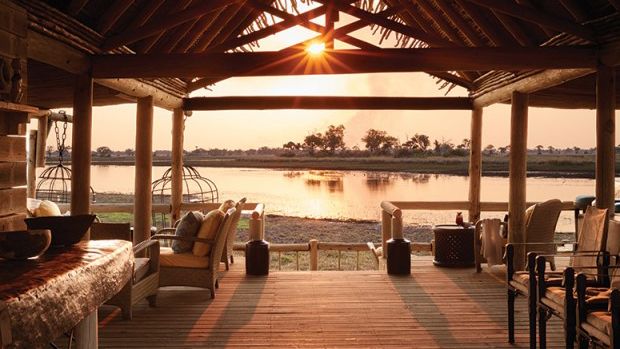 Belmond Eagle Island Lodge Pattio