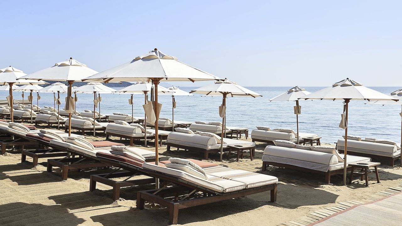 Loro Piana x La Réserve à la Plage