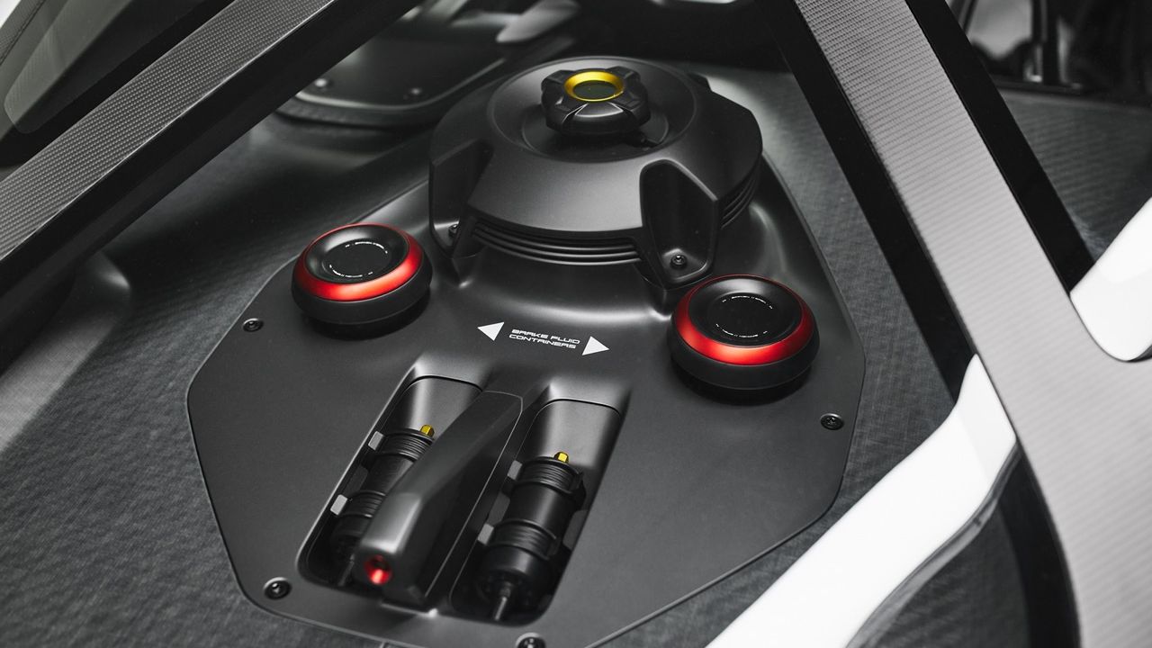 Porsche Mission-R – Details