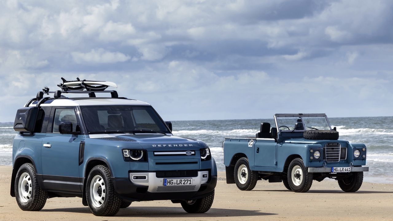 Defender 90 Marine Blue Edition