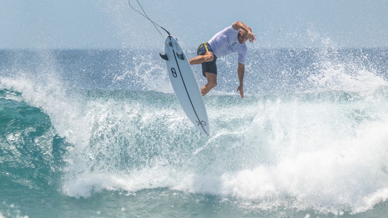 Four Seasons Surfing Trophy