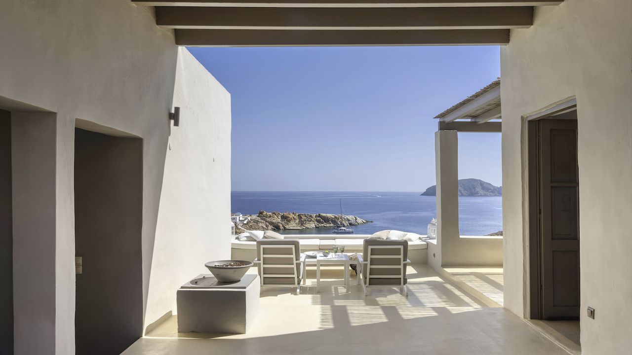 Araya Serifos