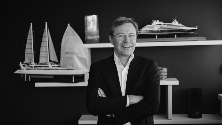 „Ich bin überzeugt, dass Luxus immer mehr mit Emotionen zu tun haben wird und damit, außergewöhnliche, seltene und wertvolle Erfahrungen zu machen, die man mit anderen teilen kann. Luxus verkörpert Träume und die Hoffnung auf das Gute, darum hat er eine große Zukunft.“
Hervé Gastinel, CEO der Kreuzfahrtreederei Ponant. Hervé Gastinel