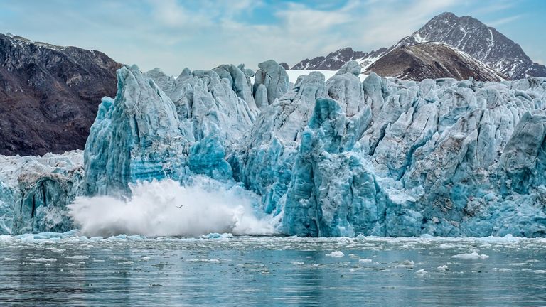 Glaciers in Alaska_Copyright Holland America Line