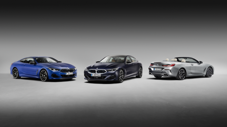 Sportliches Trio: das BMW 8er Coupé, das viertürige Gran Coupé und das Cabriolet. RobbReport_8er_LCI_Group Large