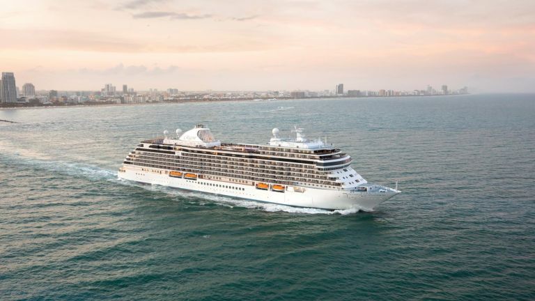 Seven Seas Splendor Seven Seas Splendor