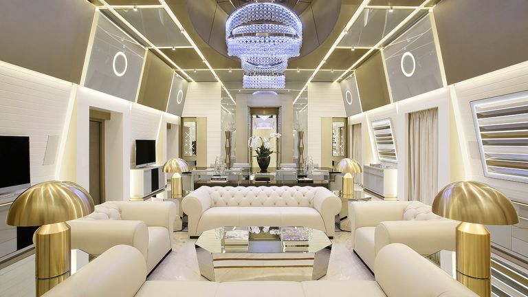 Extravagante Ausstattung,mehr als 1.000 qm Größte Suite Italiens